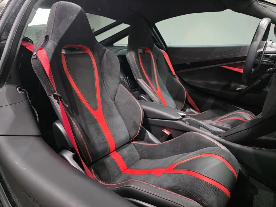2022 McLaren 720S - Image 18 of 25