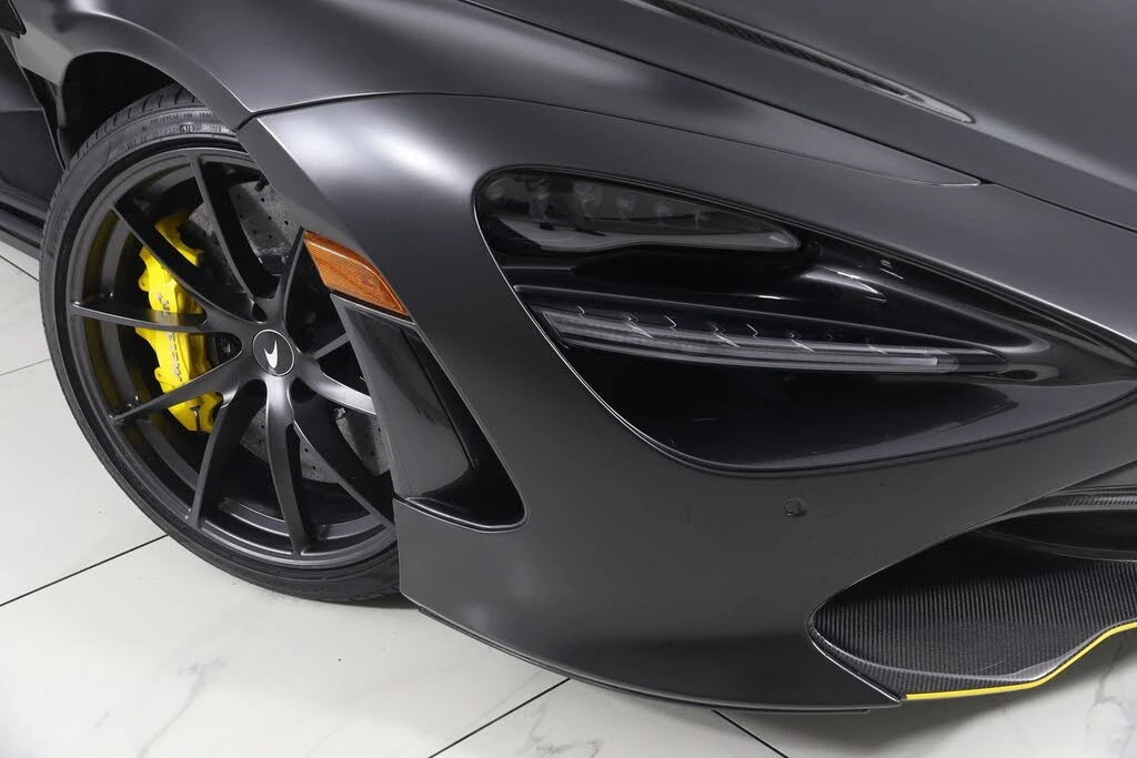 2022 McLaren 720S - Image 22 of 31