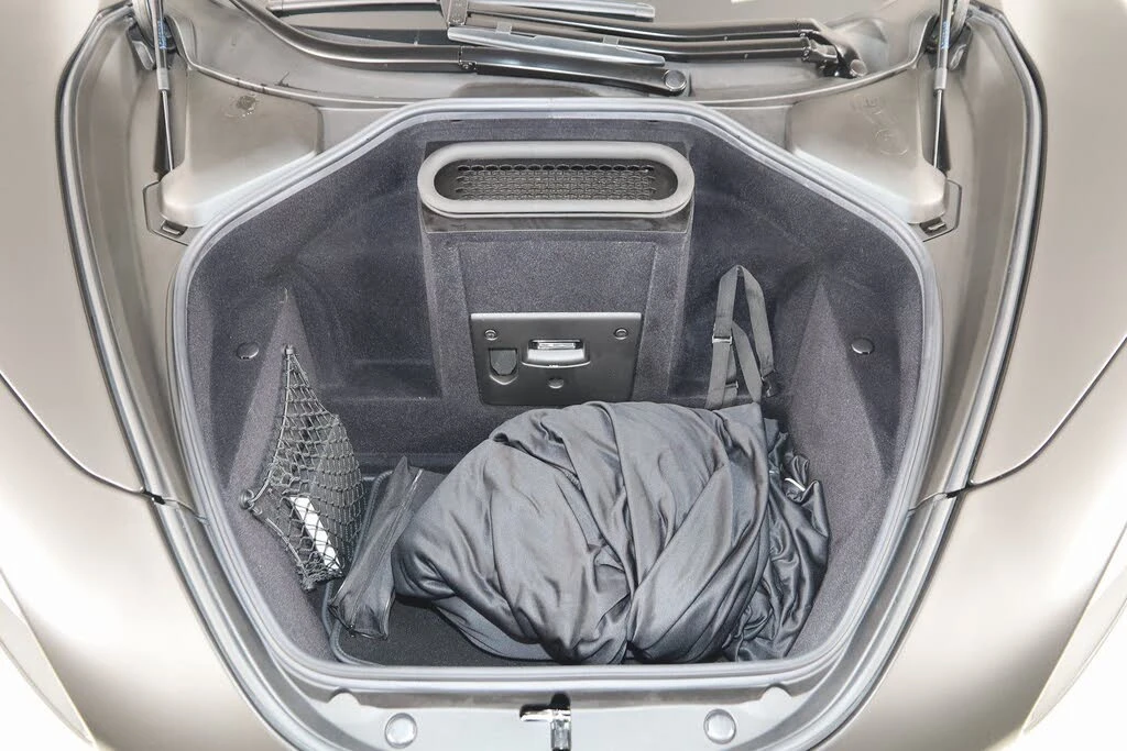 2022 McLaren 720S - Image 28 of 31