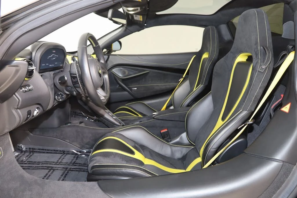 2022 McLaren 720S - Image 14 of 31