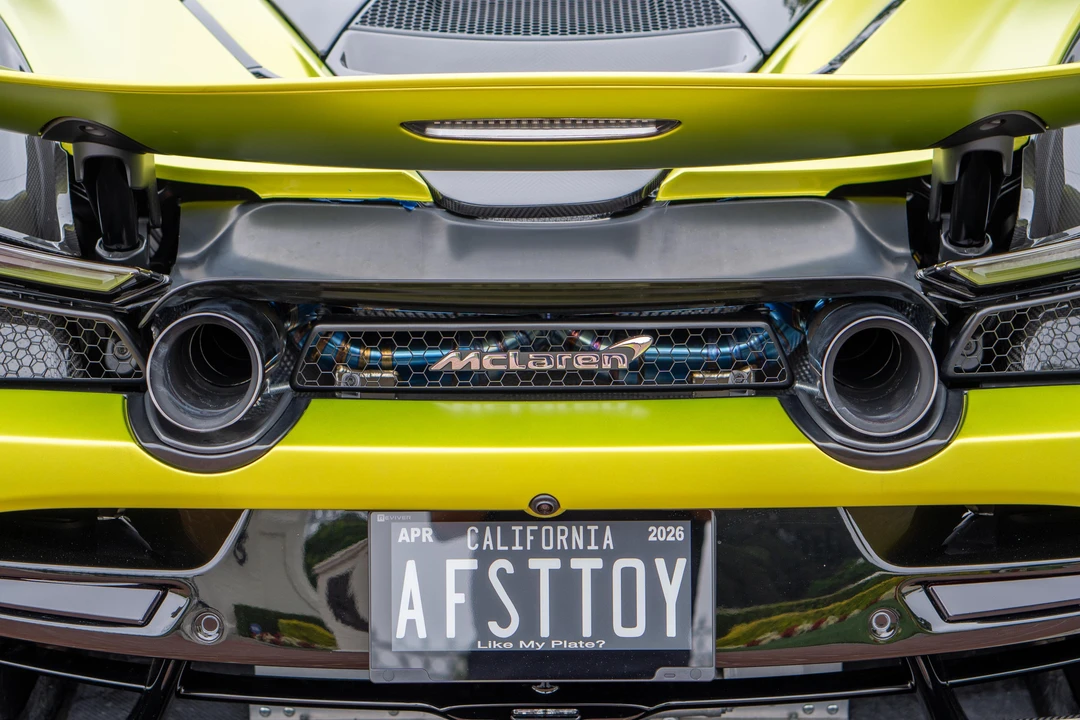 2022 McLaren 720S - Image 27 of 31