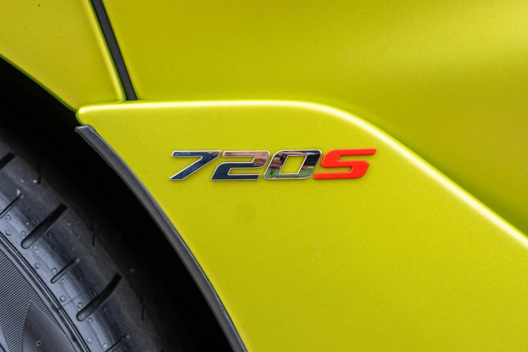 2022 McLaren 720S - Image 20 of 31