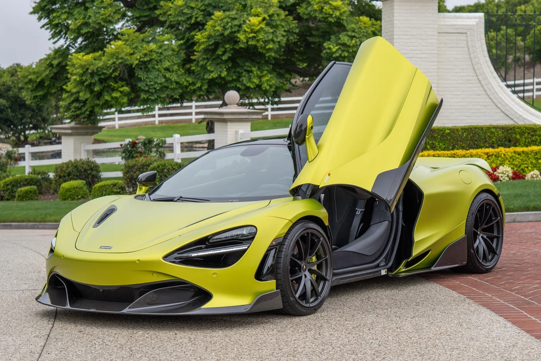 2022 McLaren 720S - Image 8 of 31