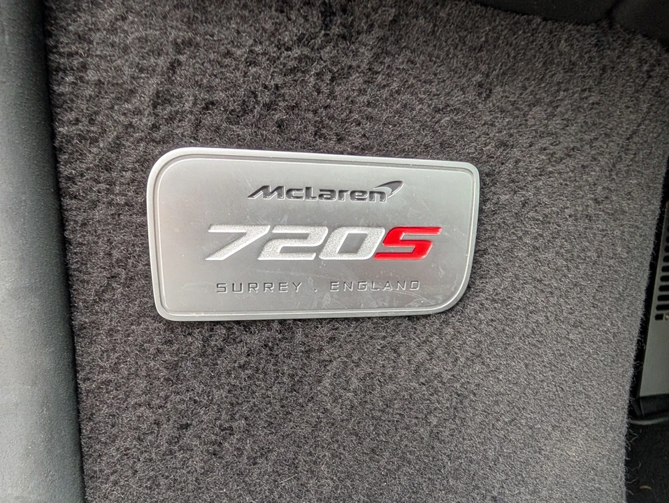 2022 McLaren 720S - Image 16 of 21