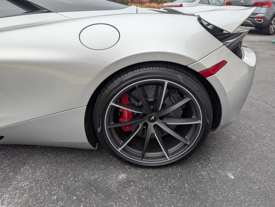 2022 McLaren 720S - Image 21 of 21
