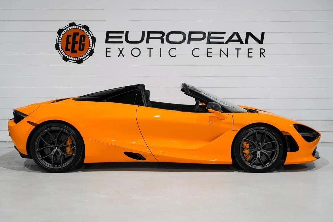 2022 McLaren 720S - Image 7 of 21