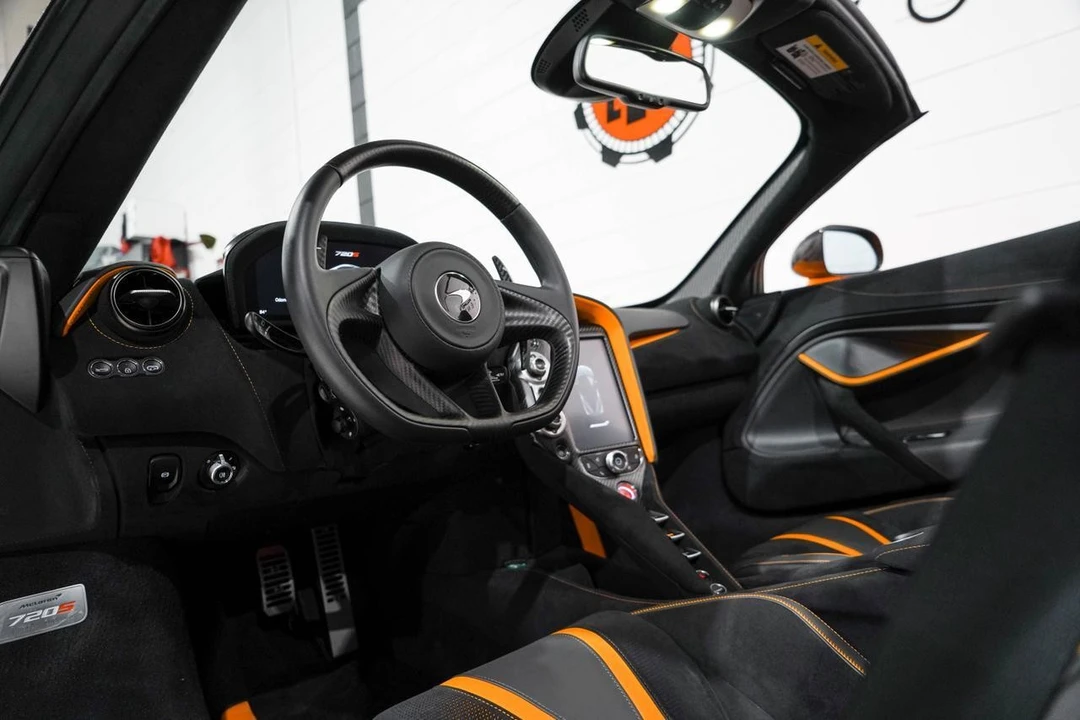 2022 McLaren 720S - Image 12 of 21