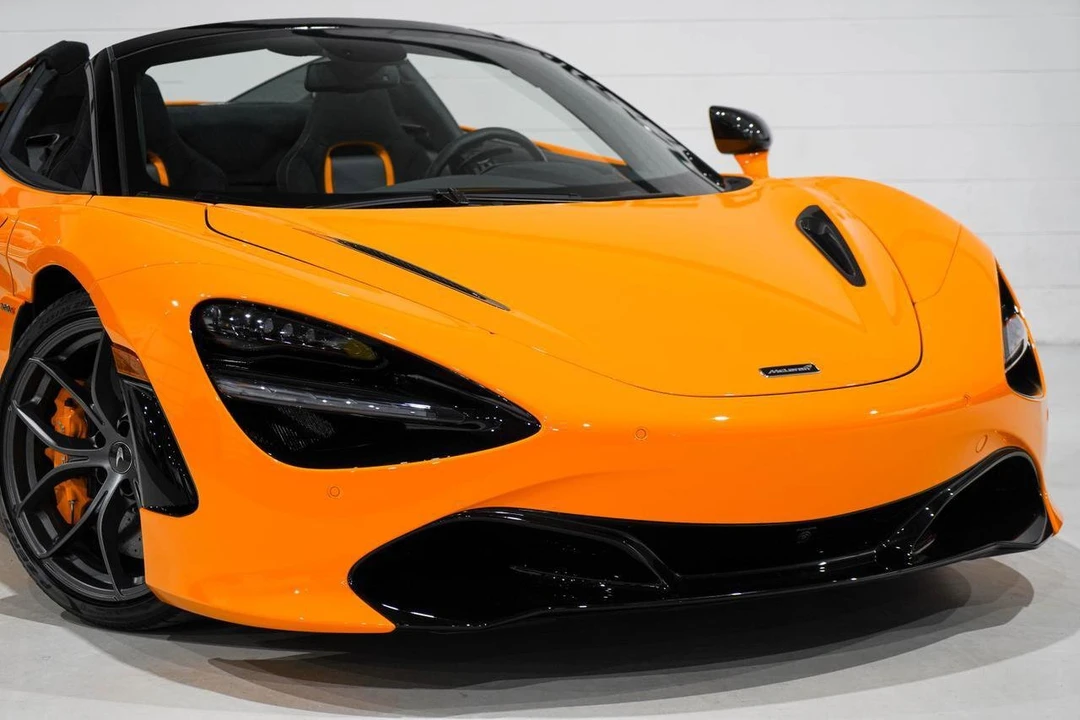 2022 McLaren 720S - Image 29 of 31