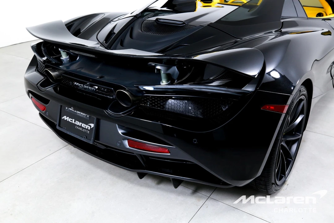 2022 McLaren 720S - Image 31 of 31