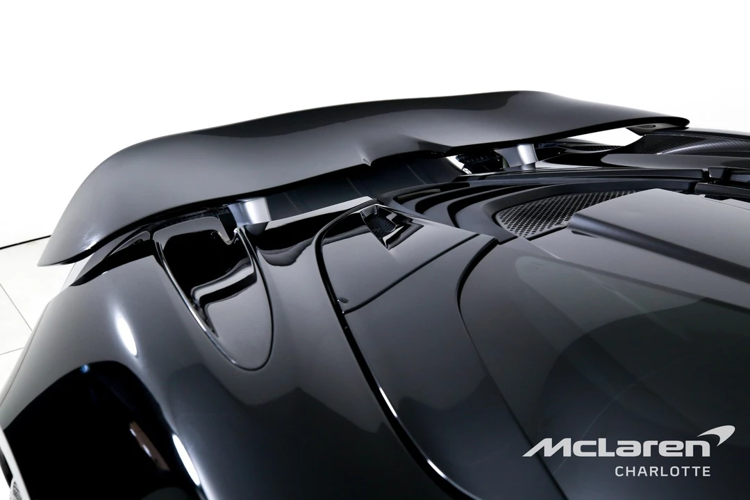 2022 McLaren 720S - Image 29 of 31