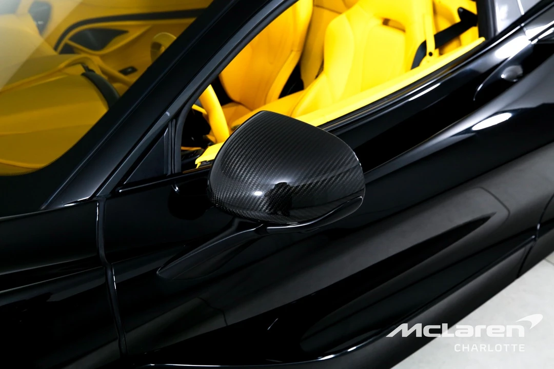 2022 McLaren 720S - Image 30 of 31