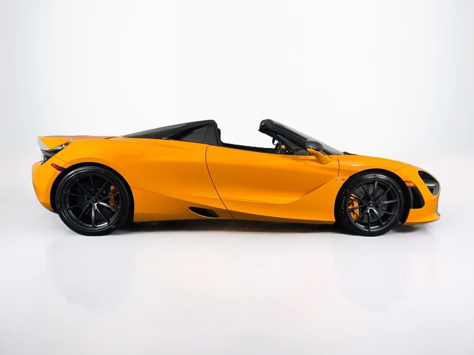 2022 McLaren 720S - Image 4 of 31