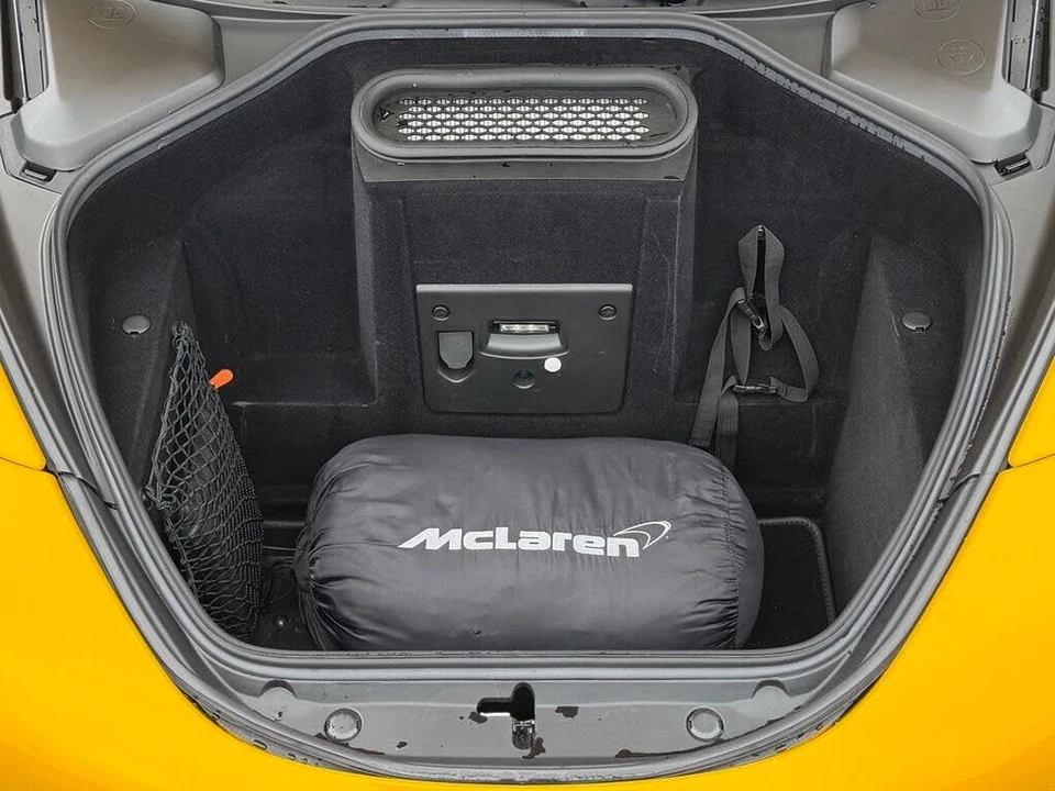 2022 McLaren 720S Spider - Image 8 of 31