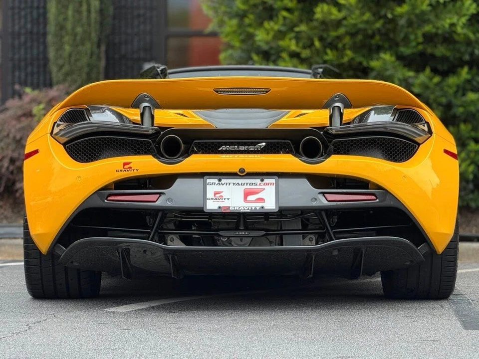 2022 McLaren 720S Spider - Image 16 of 31