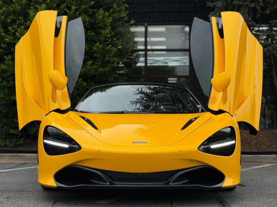 2022 McLaren 720S Spider - Image 4 of 31