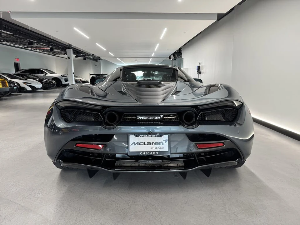 2022 McLaren 720S Spider - Image 7 of 18
