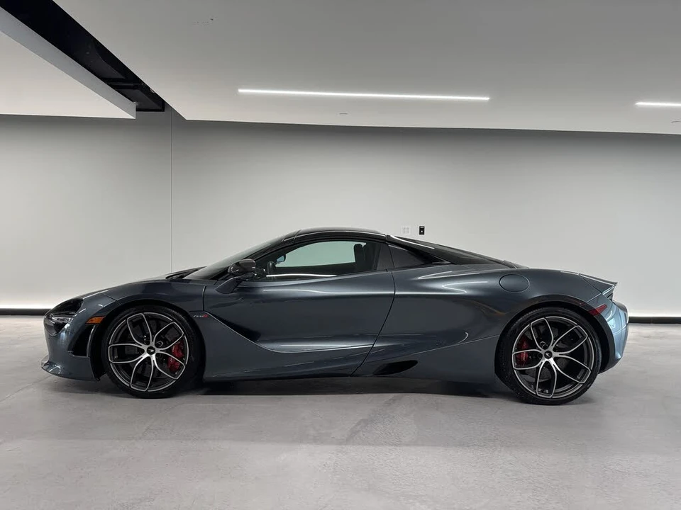 2022 McLaren 720S Spider - Image 3 of 18