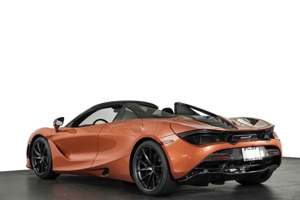 2022 McLaren 720S Spider - Image 2 of 31