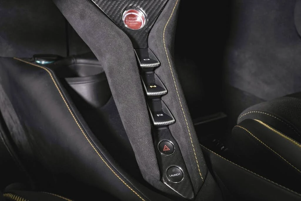 2022 McLaren 720S Spider - Image 22 of 31