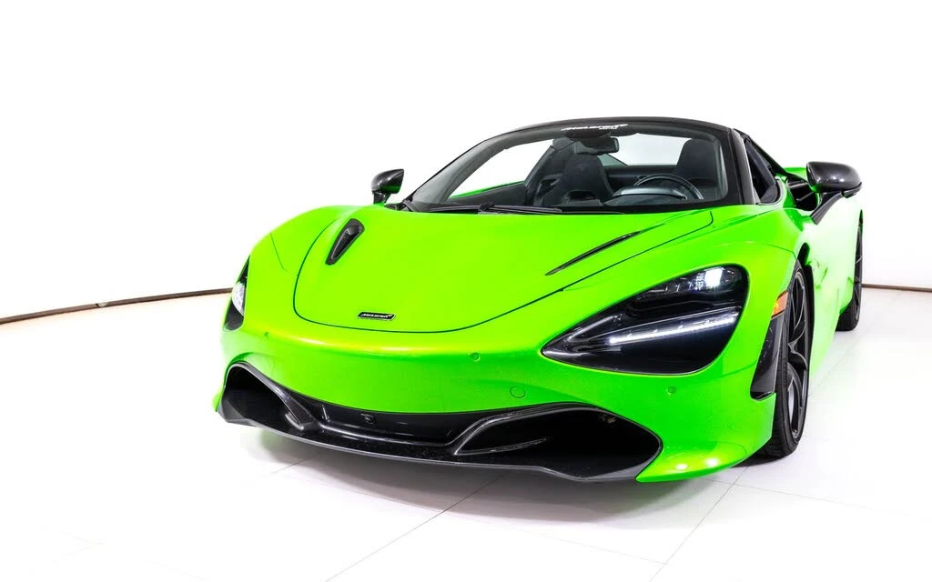 2022 McLaren 720S Spider - Image 12 of 28