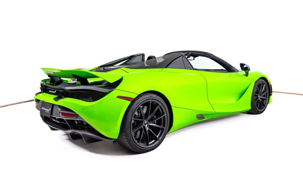 2022 McLaren 720S Spider - Image 7 of 28