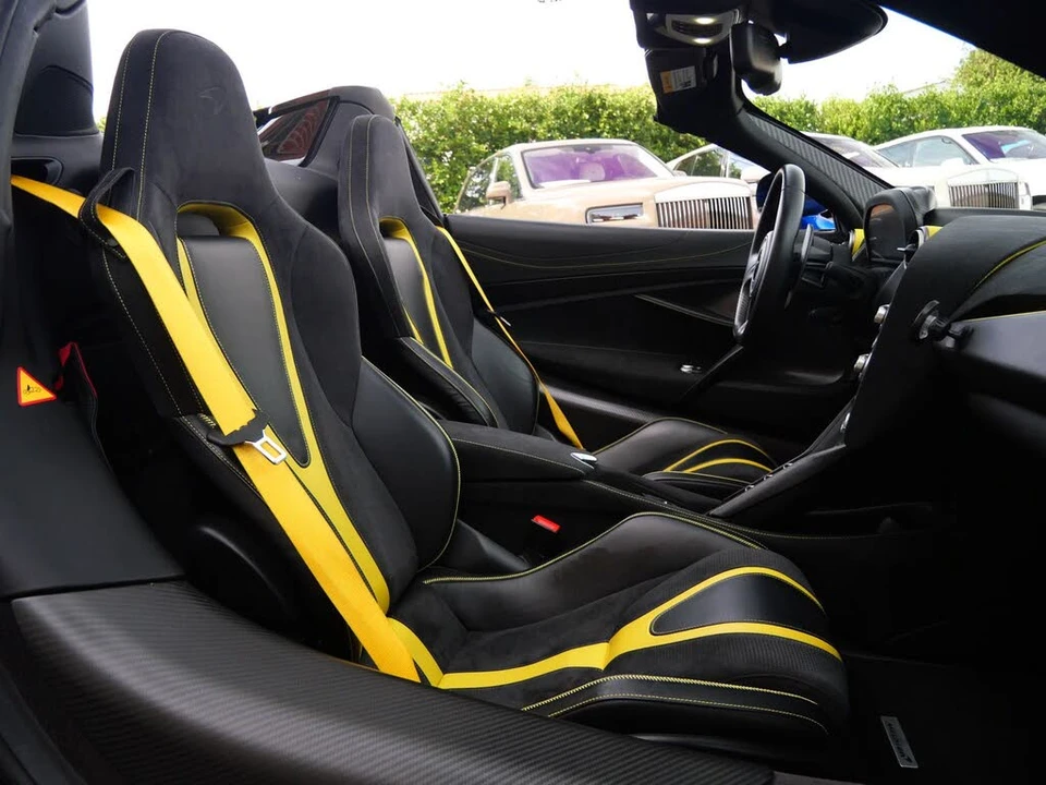 2022 McLaren 720S Spider - Image 11 of 31