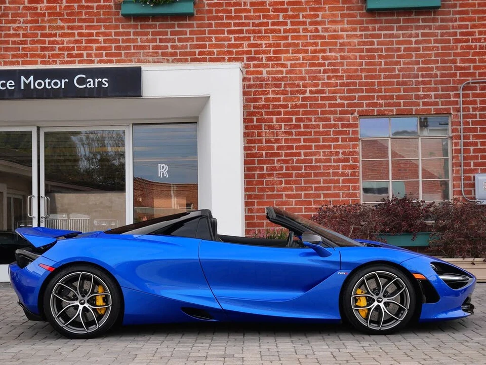2022 McLaren 720S Spider - Image 3 of 31