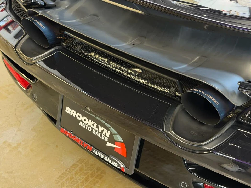 2022 McLaren 720S Spider - Image 19 of 31