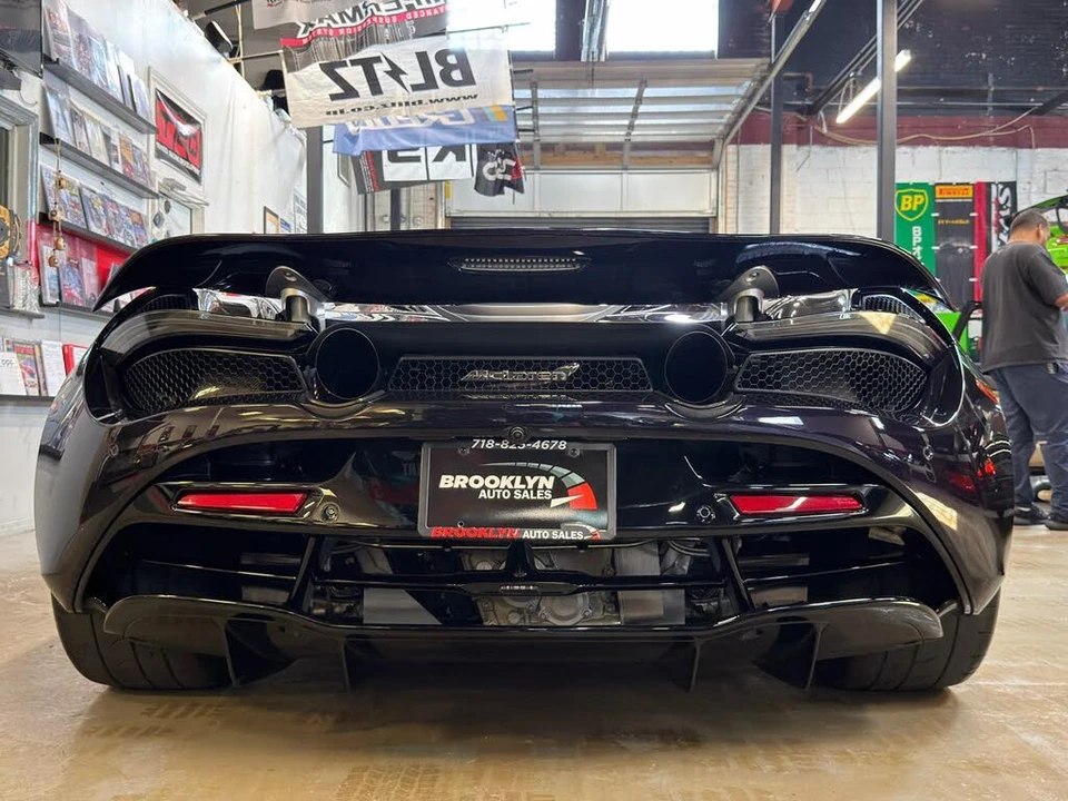 2022 McLaren 720S Spider - Image 8 of 31