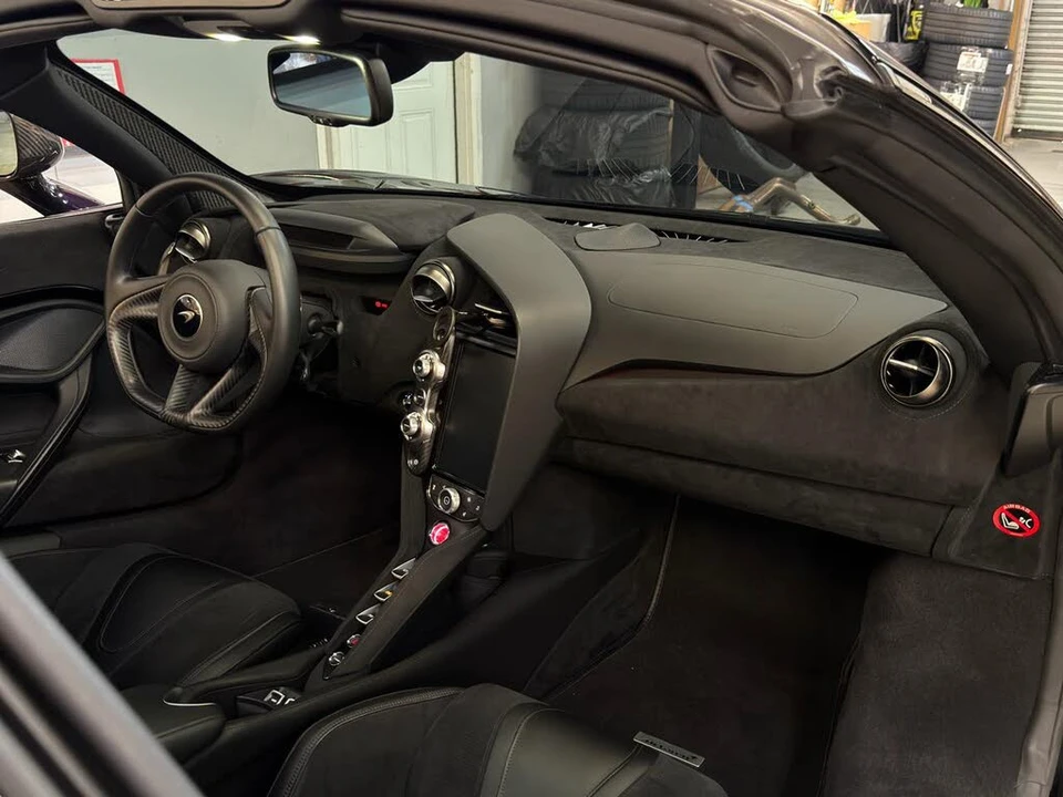 2022 McLaren 720S Spider - Image 26 of 31