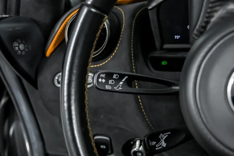 2022 McLaren 720S Spider - Image 28 of 31