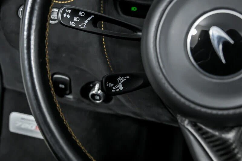 2022 McLaren 720S Spider - Image 29 of 31