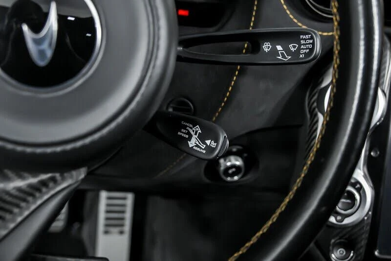 2022 McLaren 720S Spider - Image 30 of 31
