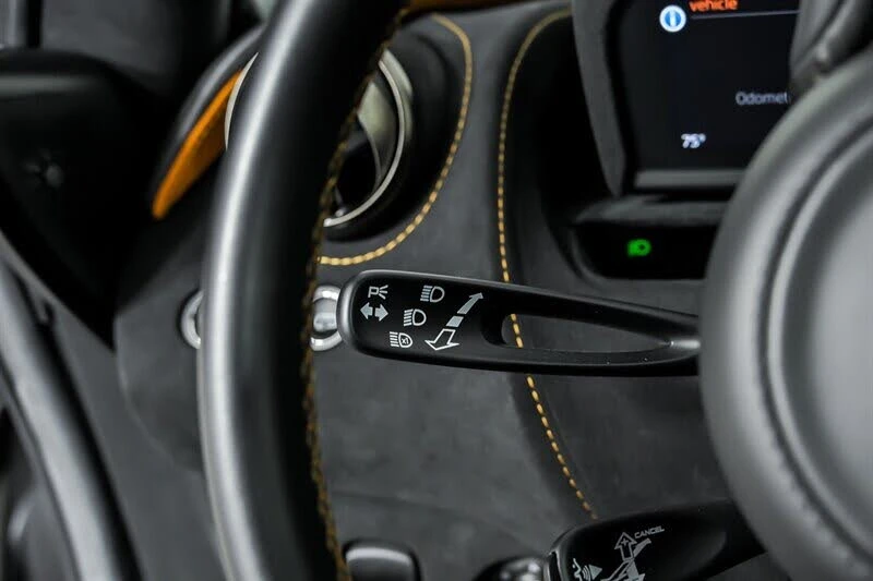 2022 McLaren 720S Spider - Image 24 of 31