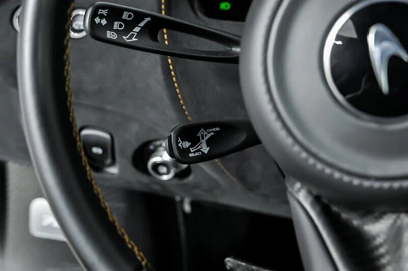 2022 McLaren 720S Spider - Image 25 of 31