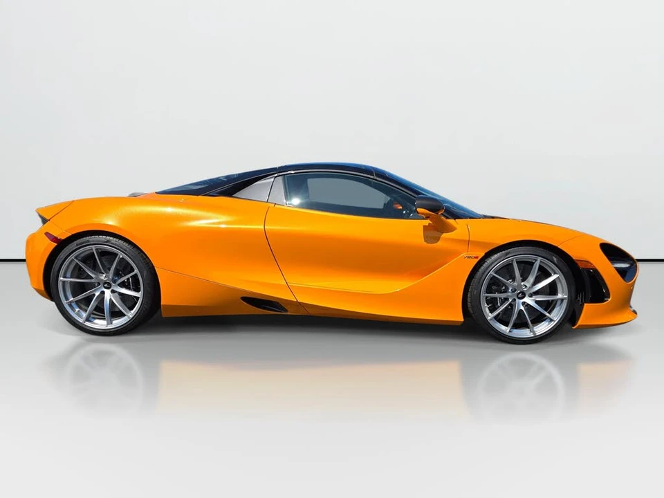 2022 McLaren 720S Spider - Image 6 of 31