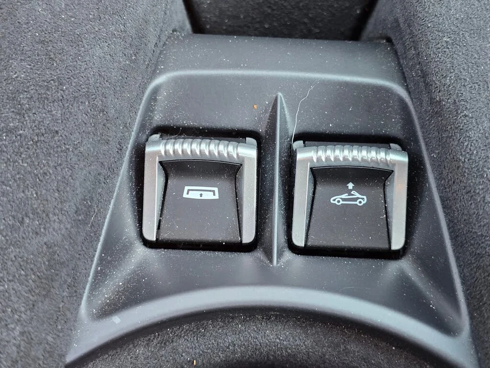 2022 McLaren 720S Spider - Image 29 of 31