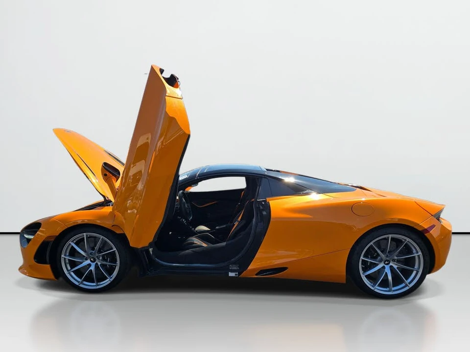 2022 McLaren 720S Spider - Image 9 of 31