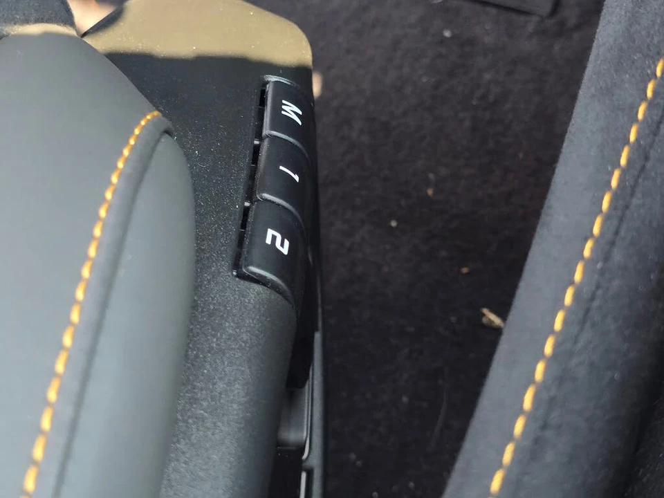 2022 McLaren 720S Spider - Image 28 of 31
