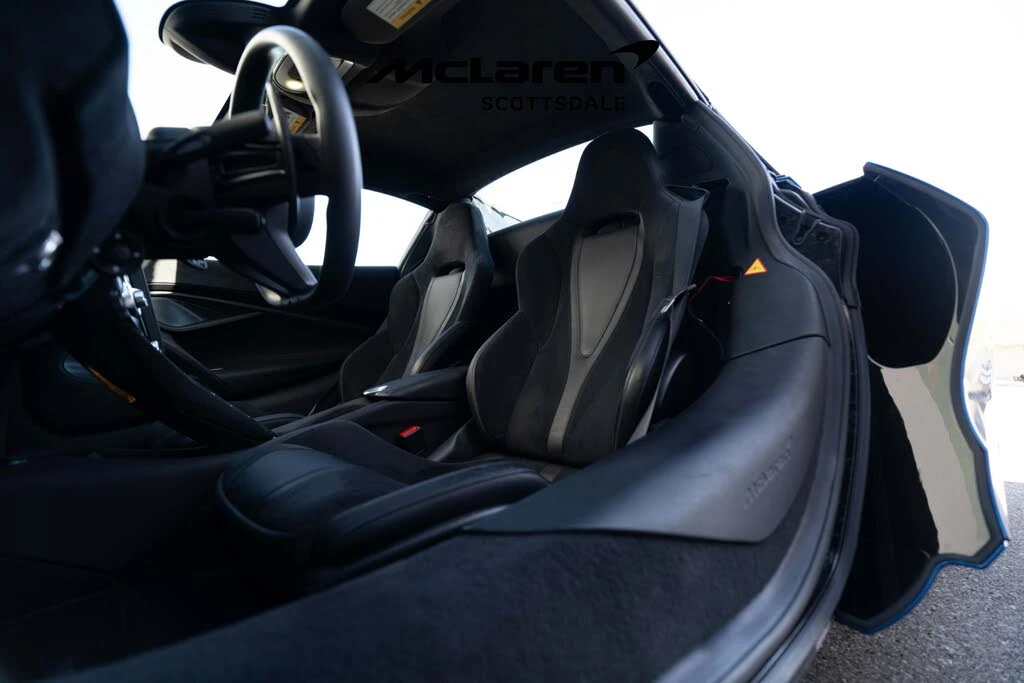 2022 McLaren 720S Spider - Image 11 of 25