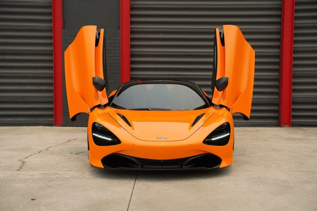 2022 McLaren 720S Spider - Image 2 of 31