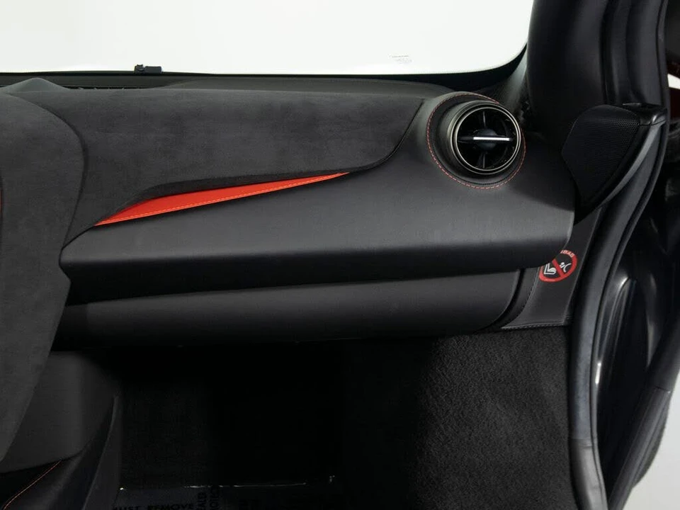 2022 McLaren 720S Spider - Image 31 of 31