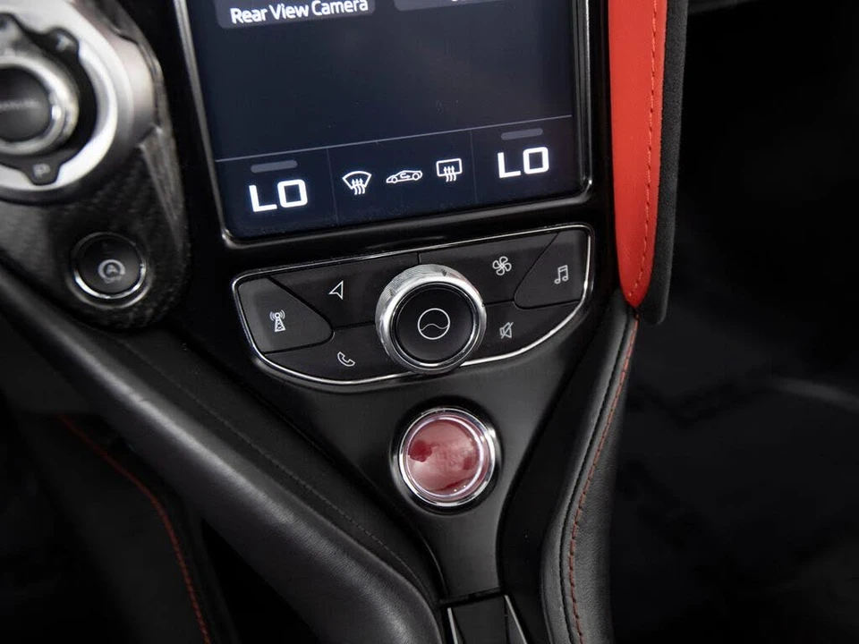 2022 McLaren 720S Spider - Image 25 of 31