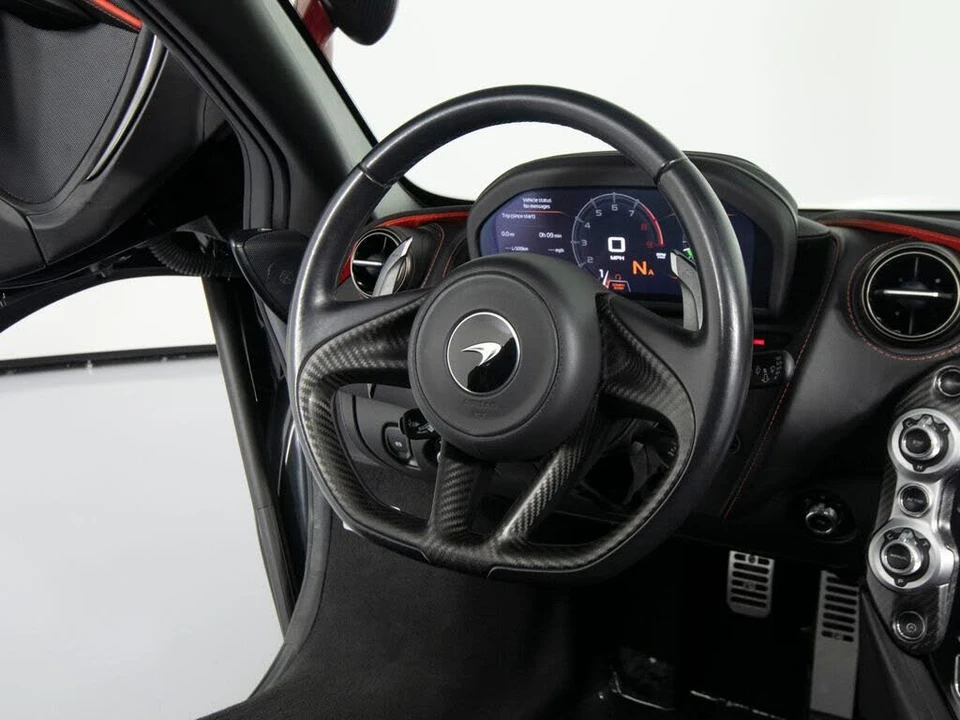 2022 McLaren 720S Spider - Image 30 of 31