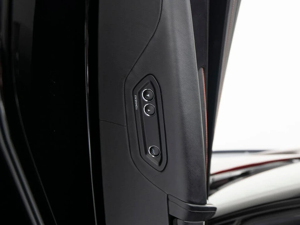 2022 McLaren 720S Spider - Image 12 of 31