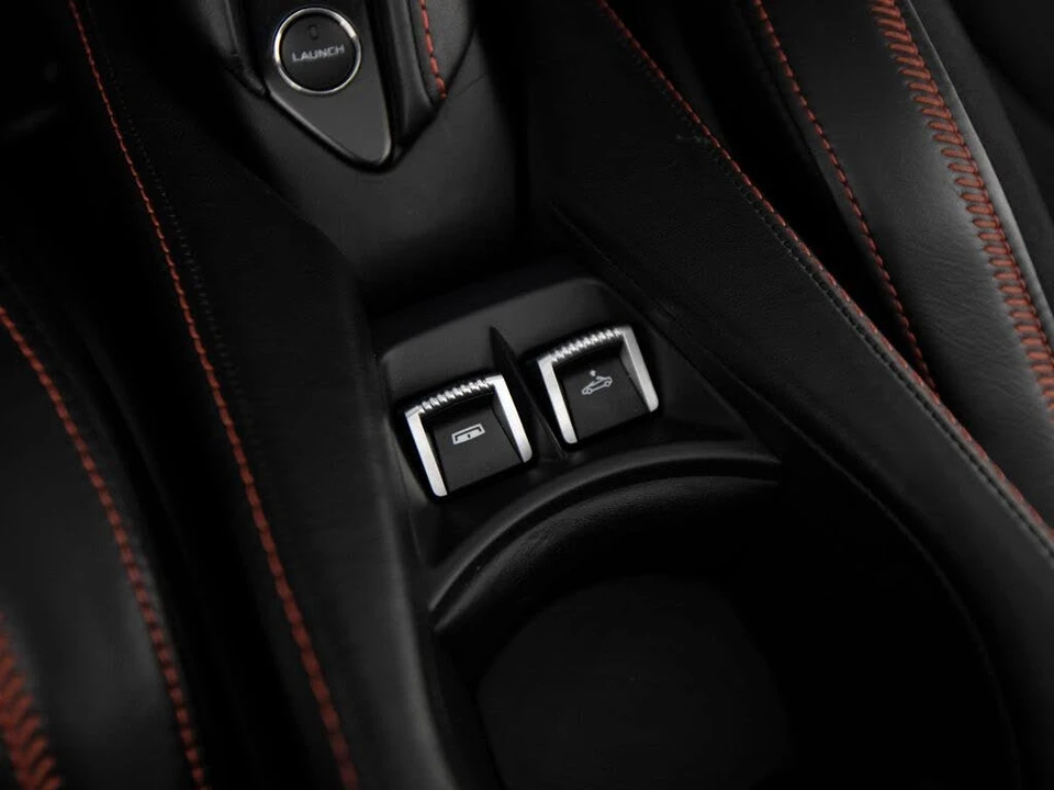 2022 McLaren 720S Spider - Image 26 of 31