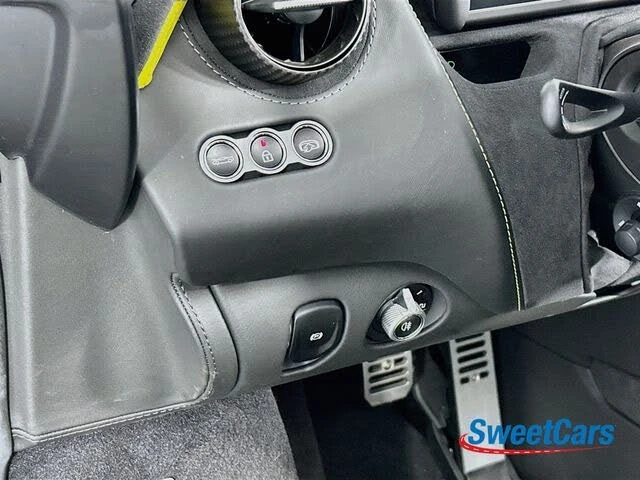 2022 McLaren 720S Spider - Image 24 of 31