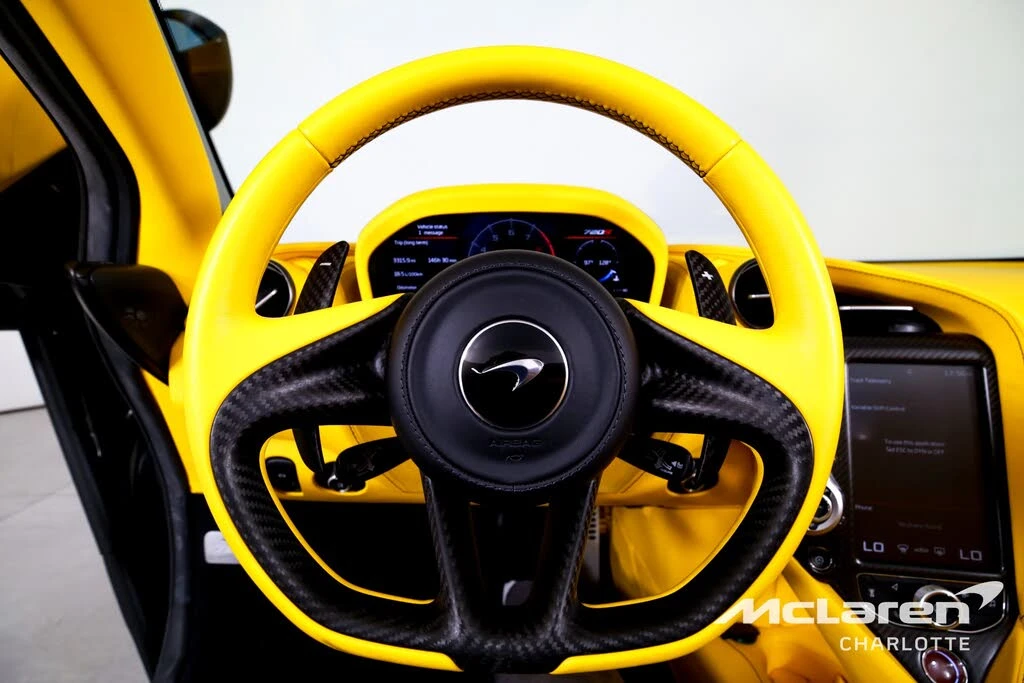 2022 McLaren 720S Spider - Image 16 of 28