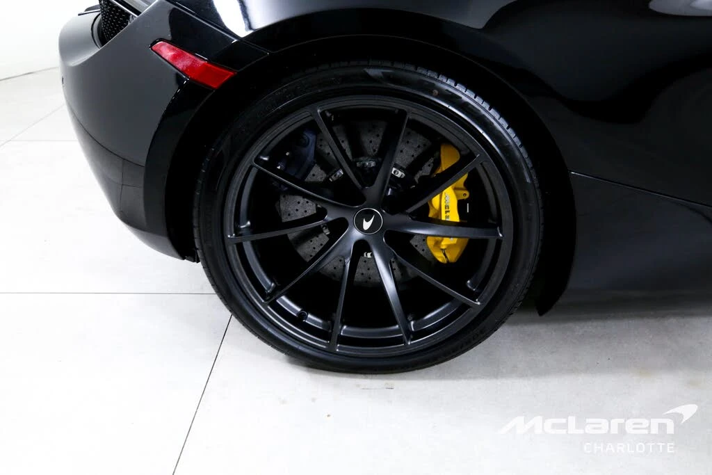 2022 McLaren 720S Spider - Image 23 of 28