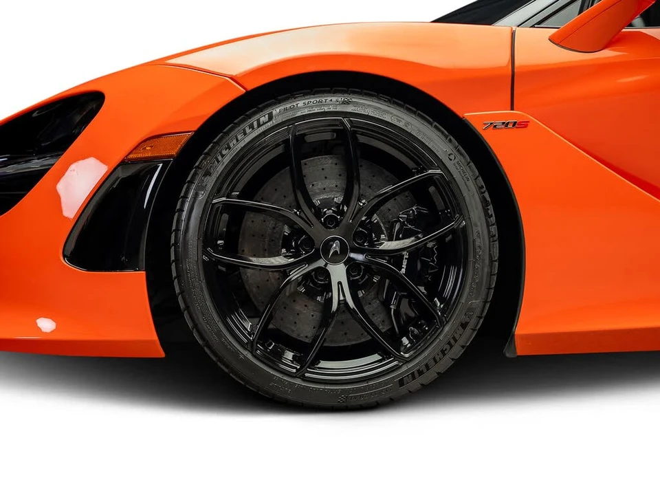 2022 McLaren 720S Spider - Image 29 of 31